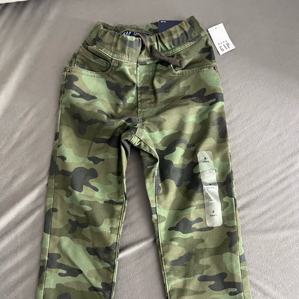 GAP toddler Camo pants